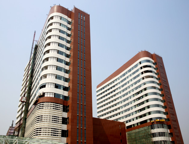 جلوه تزئینی رنگارنگ با پوشش کویل آلومینیومی