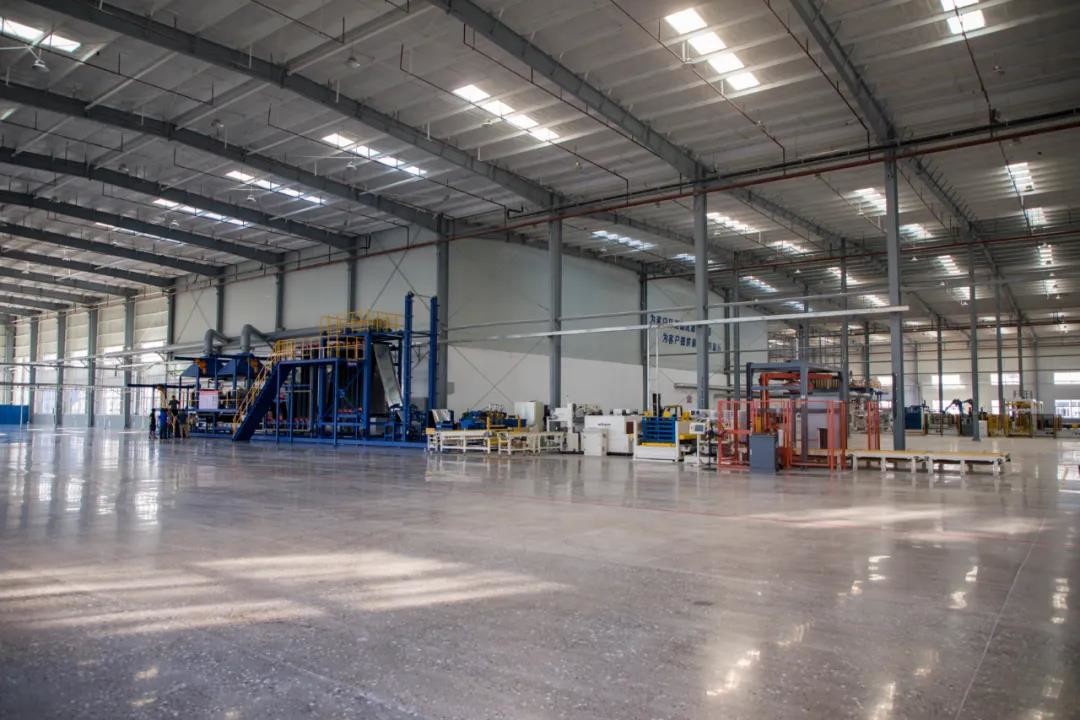 فناوری تولید با فشار داغ مورد استفاده در تولید پانل Joaboa