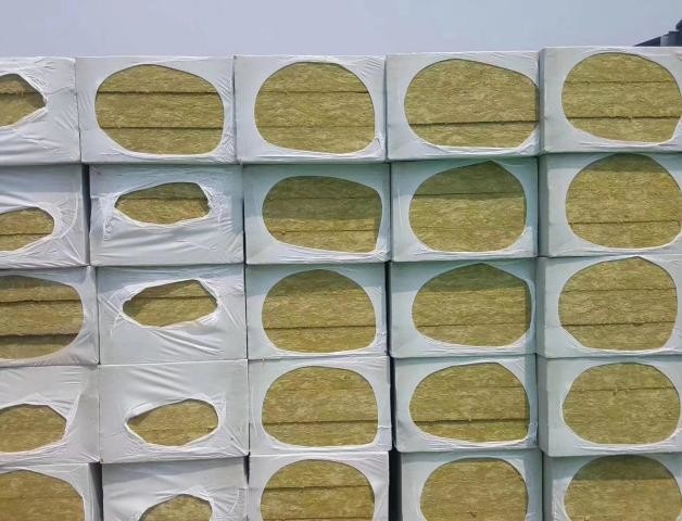 پشم سنگ مورد استفاده در پانل Joaboa